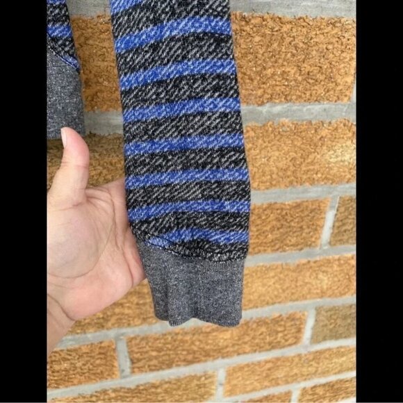 T By Alexander Wang Set Blue Striped Long Sleeve Sweatshirt and shorts XS - Picture 9 of 13